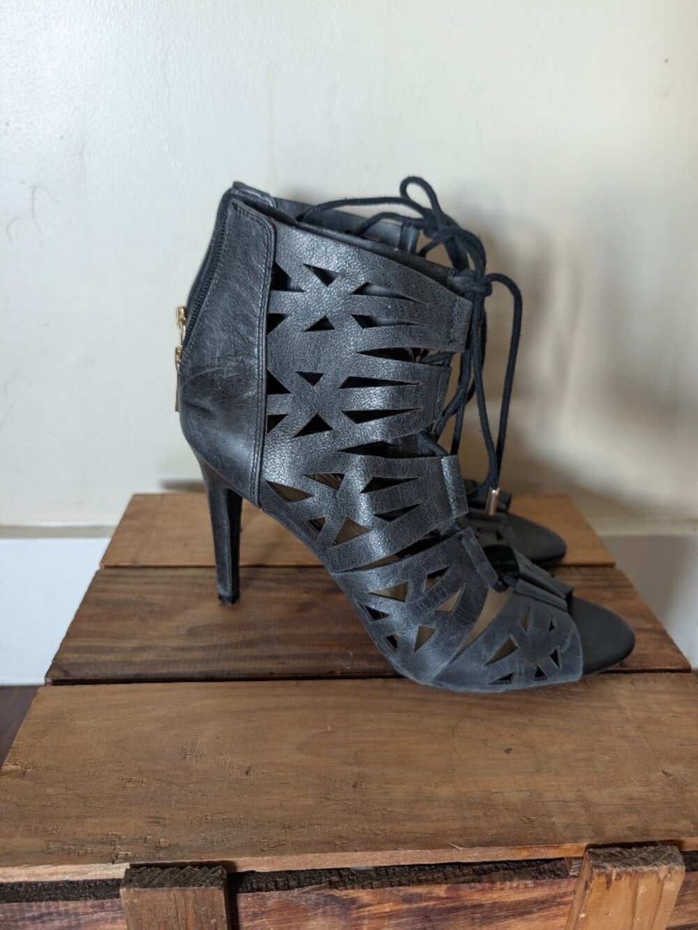 Jessica Simpson heels